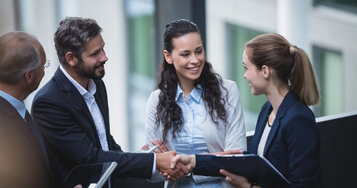 businesspeople-having-discussion-office